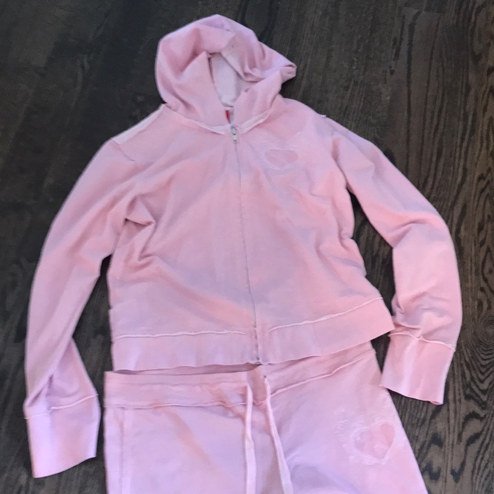 Woman’s sweat set top and bottom